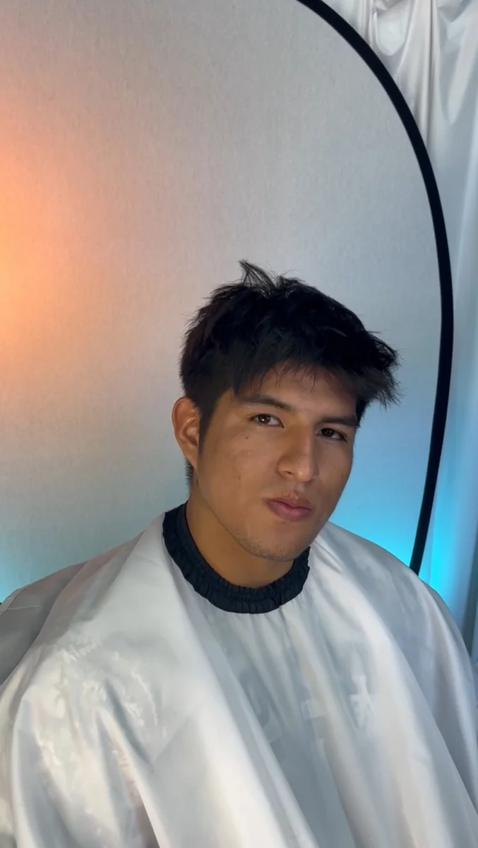ESSENS consultor imagen masculina cancun - Premium Barber Shop
